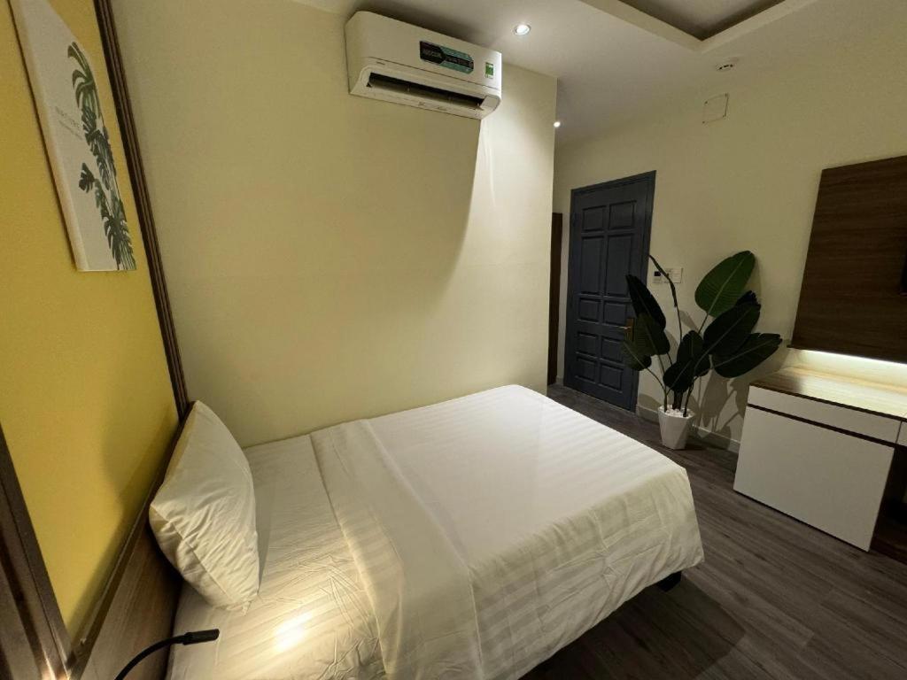 La Phan Huy Ich Hotel 3*
