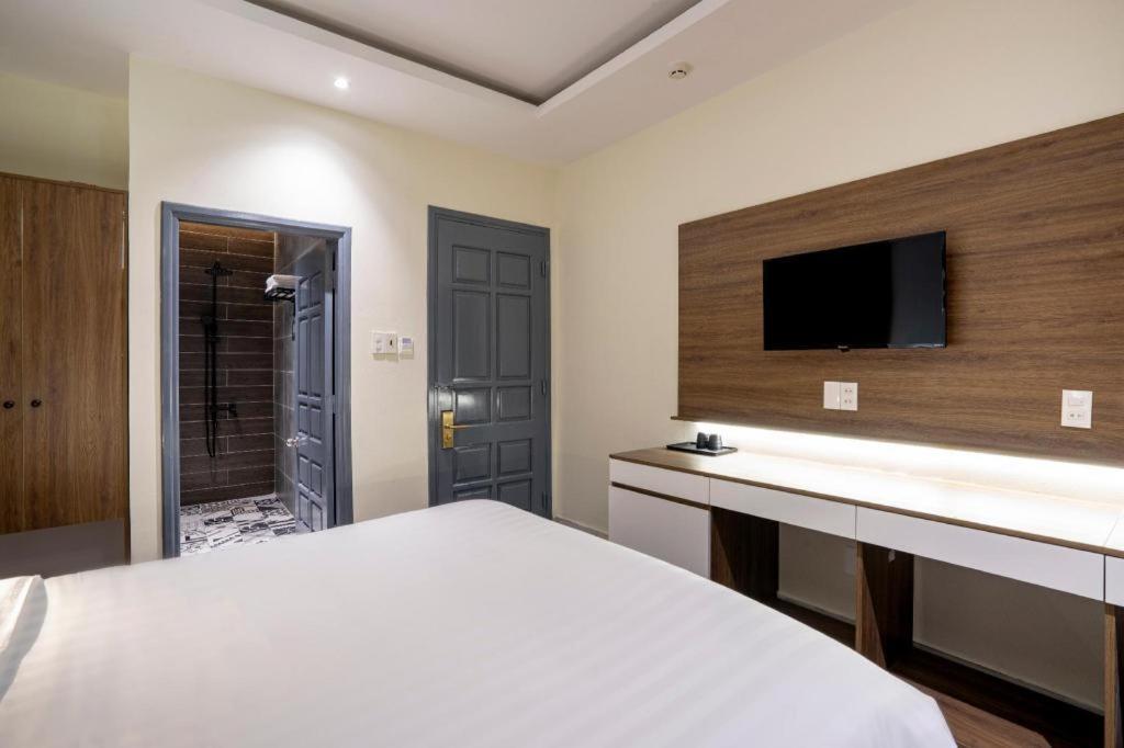Hotel La Phan Huy Ich Ho Chi Minh City