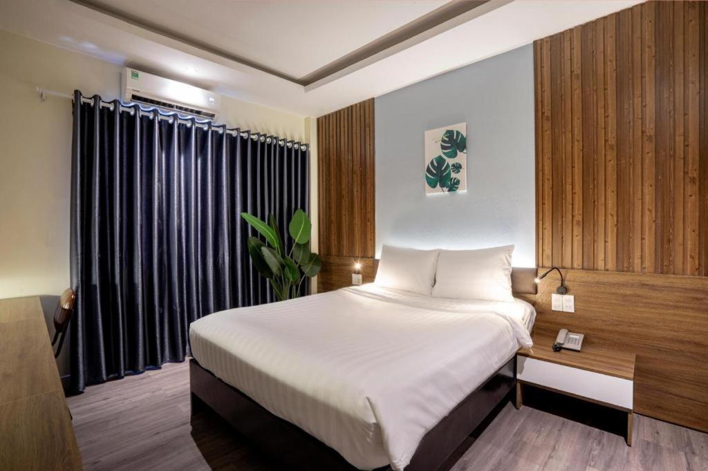 Hotel La Phan Huy Ich Ho Chi Minh City