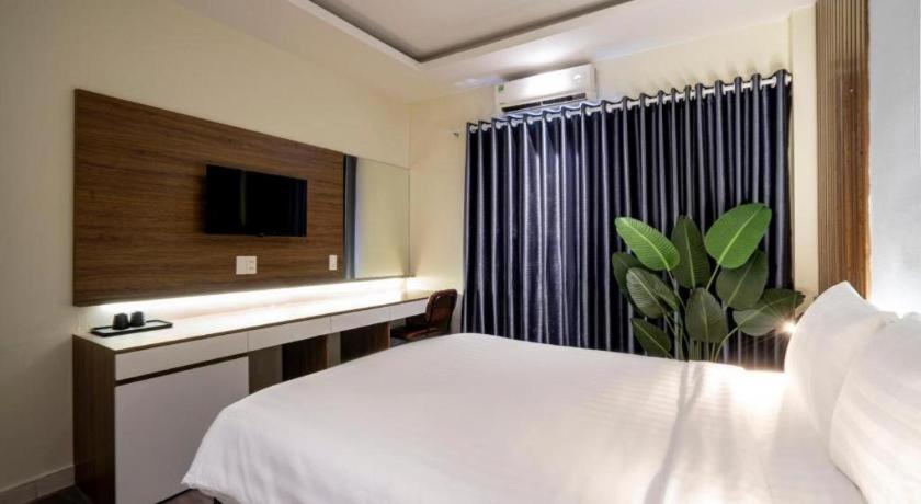 La Phan Huy Ich Ho Chi Minh City