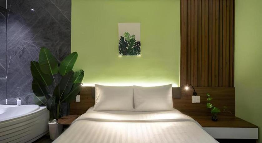 La Phan Huy Ich Hotel