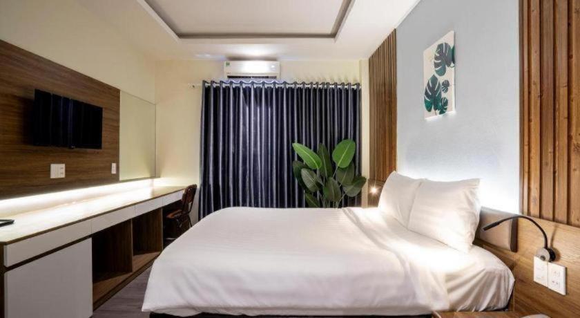 Hotel La Phan Huy Ich