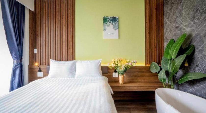 La Phan Huy Ich Hotel Ho Chi Minh City